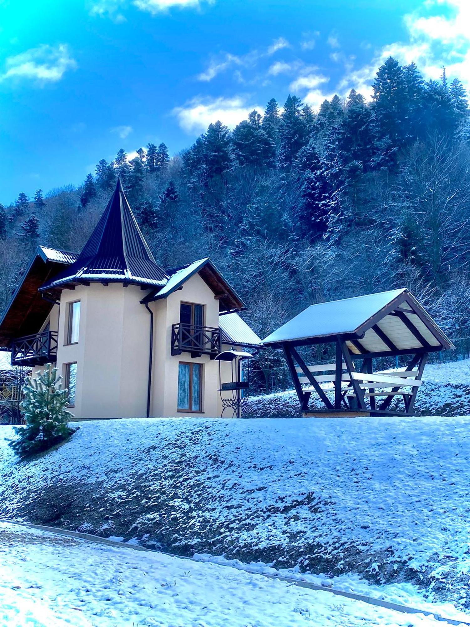 Лучка Villa Mykulychyn Luaran gambar