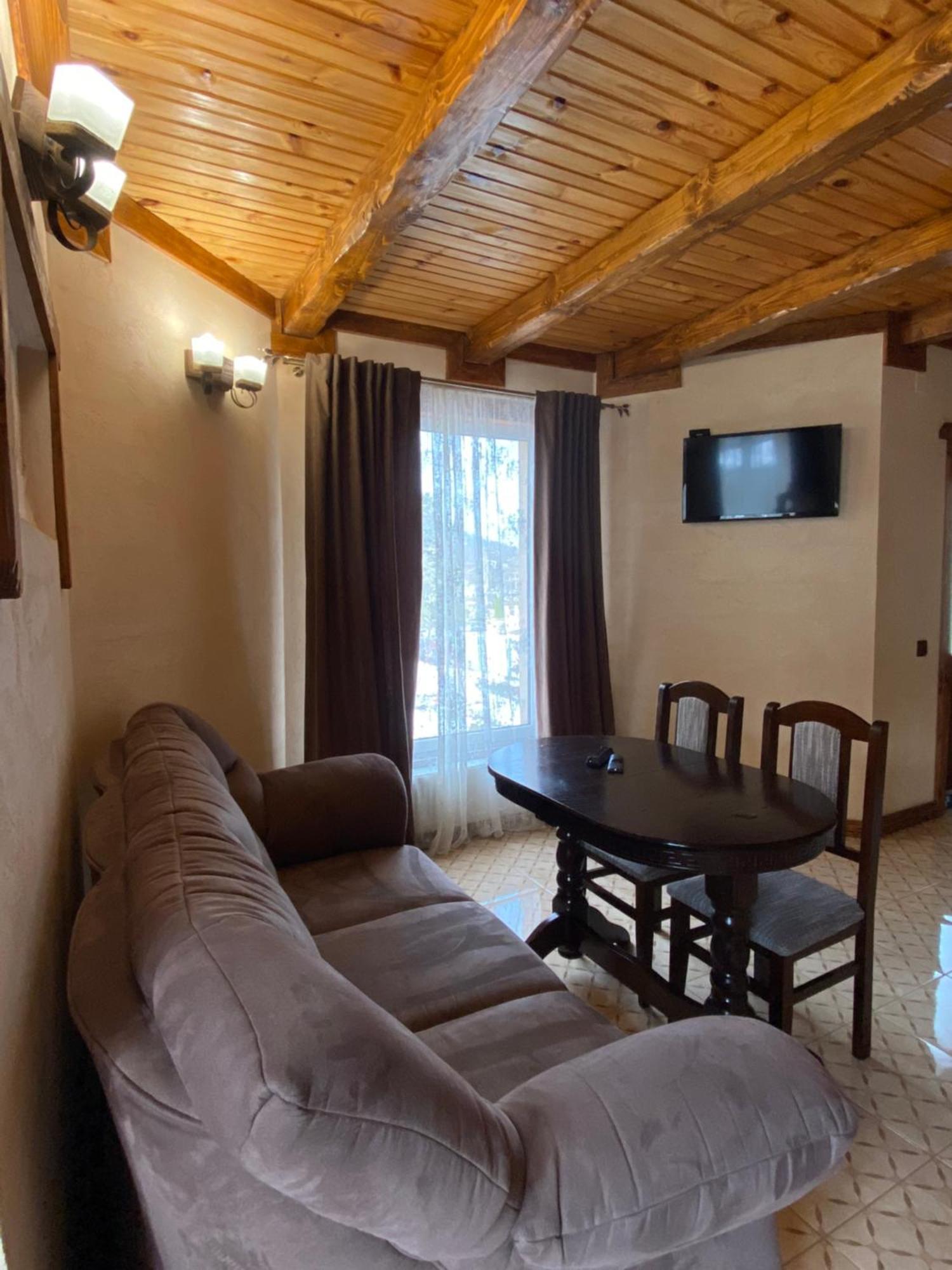 Лучка Villa Mykulychyn Luaran gambar